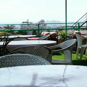  Maison d'hôtes Krishna